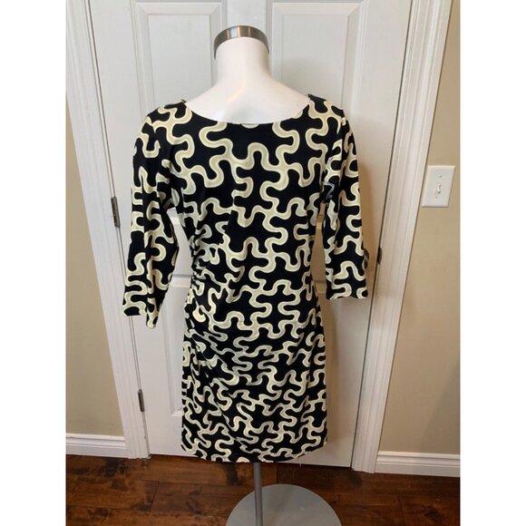 J.McLaughlin Black Tan Wavy 3/4 Sleeve Shift Dress, Size M - Picture 4 of 5
